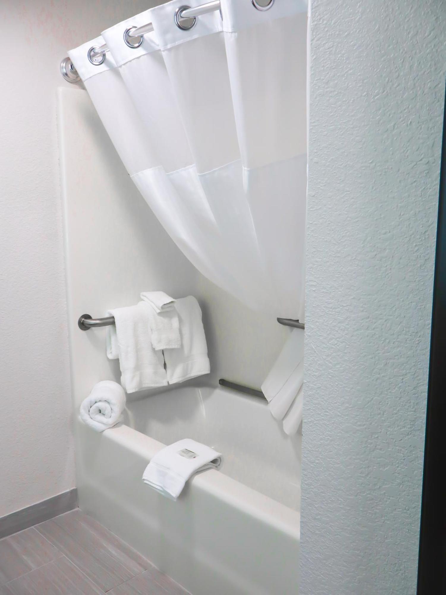 Travelodge By Wyndham Rapid City - Black Hills Ngoại thất bức ảnh