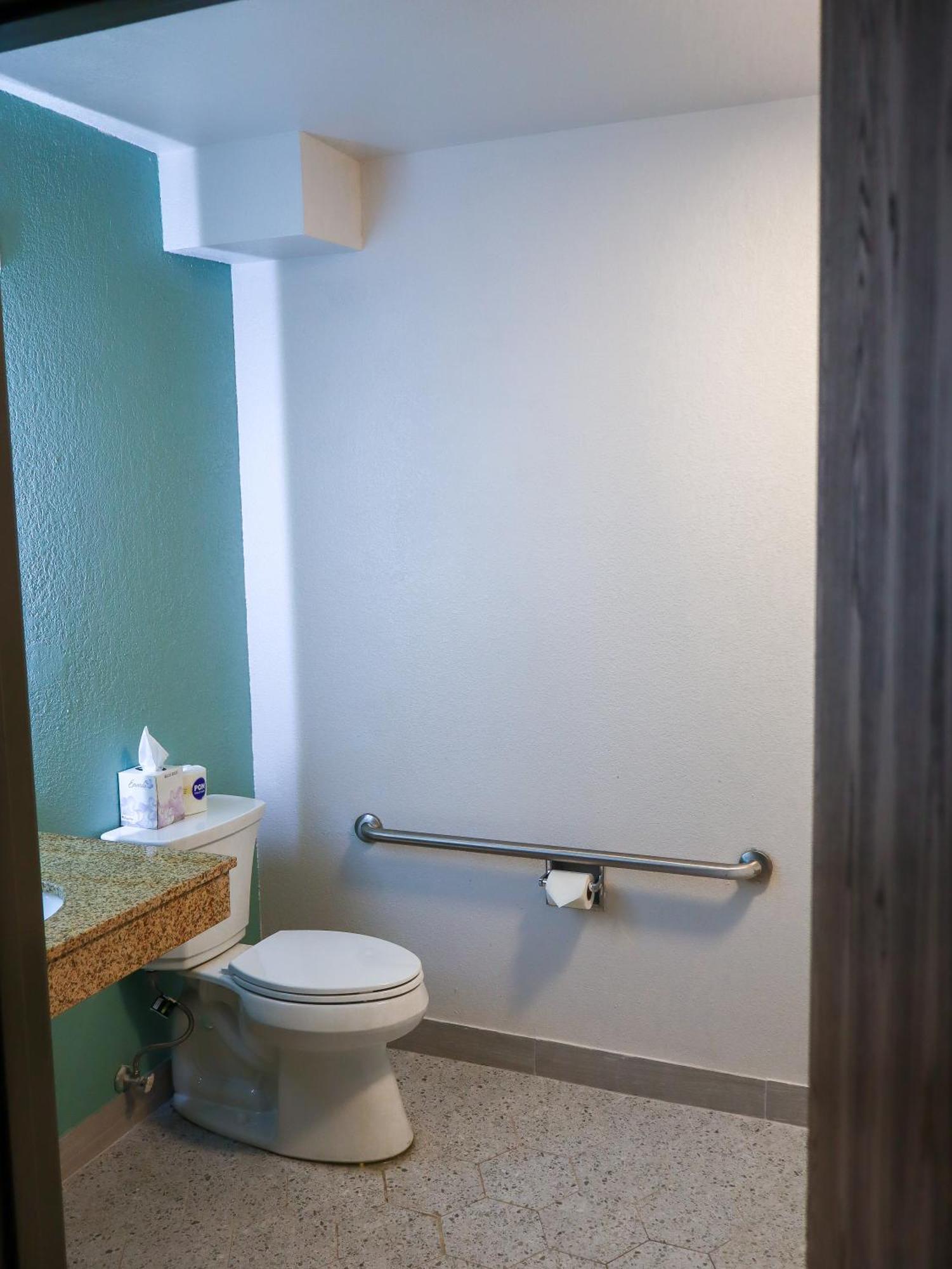 Travelodge By Wyndham Rapid City - Black Hills Ngoại thất bức ảnh